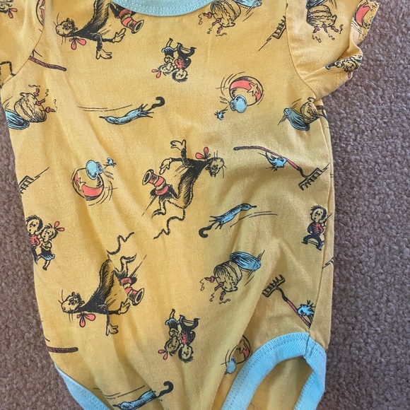 Toddler bundle- size 12 months - Picture 5 of 16